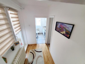 Aurora Apartman
